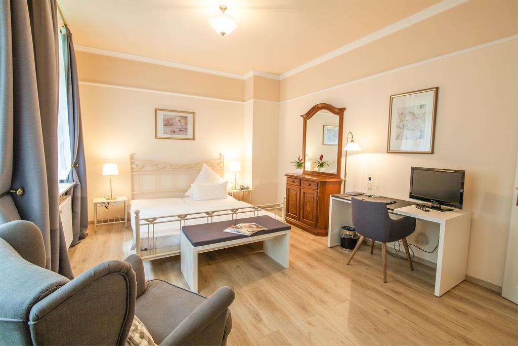 Mühltal Hofgut Dippelshof Hotel- Und Restaurant Kg מראה חיצוני תמונה